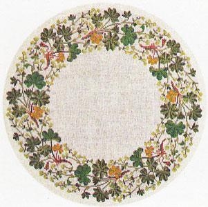 Haandarbejdets Fremme - Tischdecke Blumenkranz