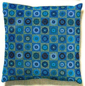 Haandarbejdets Fremme - Kissen Blaue Blumen