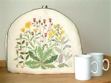 Haandarbejdets Fremme - Kaffeewärmer Wildblumen