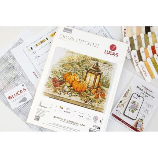 Stickpackung Luca-S - Autumn by Lantern Light