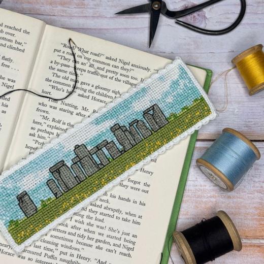 The Crafty Kit Company - Bookmark Stonehenge