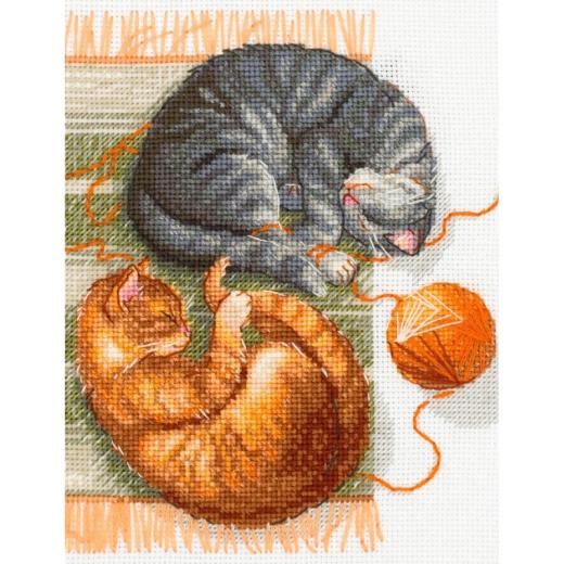 Aine - Cats and Threads