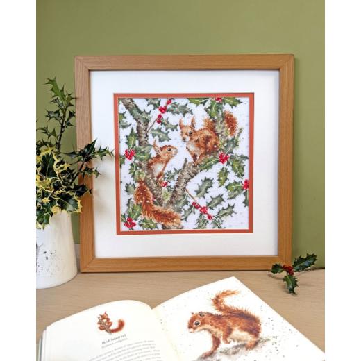 Stickpackung Bothy Threads - Under The Holly Boughs