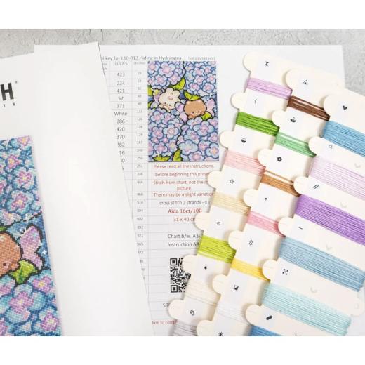 Leti Stitch - Hiding in Hydrangea