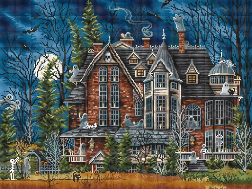 Leti Stitch - Decorating the Haunted House