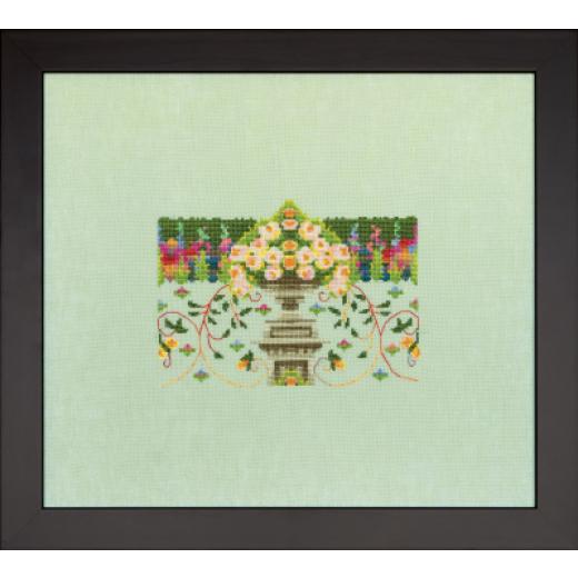 Nora Corbett - Blossom Urn