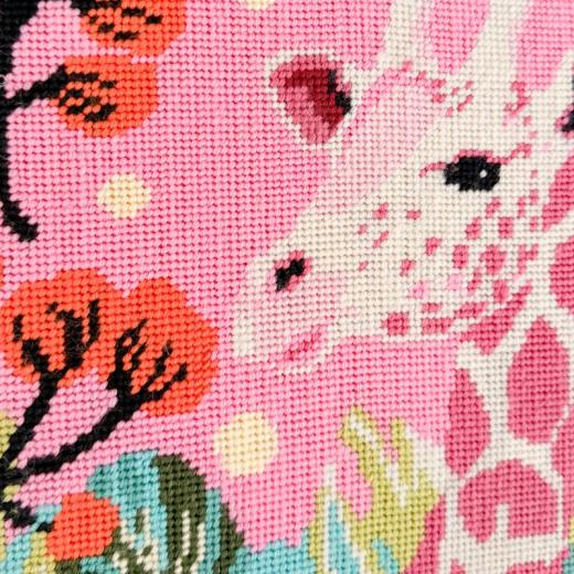 Milpoint - Needlepoint Giraffe Pop