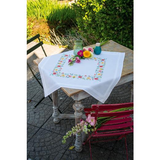Vervaco Stickpackung - Tischdecke Blumen bedruckt