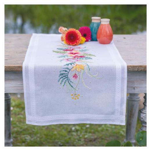 Vervaco Verachtert - Läufer bedruckt Tropische Blumen (Stickpackung)