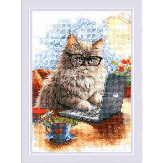 Riolis - Writer of Meowmoirs