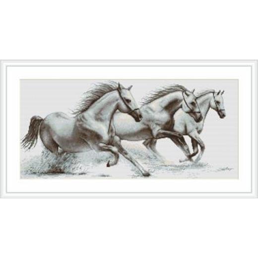 Luca-S Stickpackung - White Horses