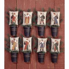 Prairie Schooler - Old World Santas II (Stickvorlage)