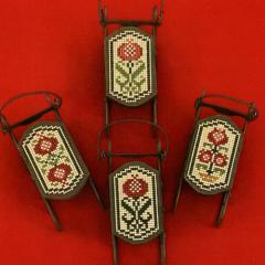 Foxwood Crossings - Pomegranate Sleds