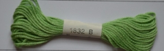 Soie dAlger Au Ver A Soie Seidenstickgarn Farbe 1832 warmes grün