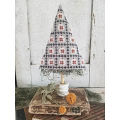 Hello From Liz Mathews - Pumpkin Quilt Tree