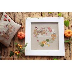 Madame Chantilly - Autumn Garland