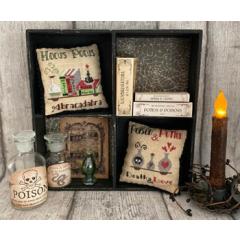 Mani Di Donna - Witch Spells Pillows