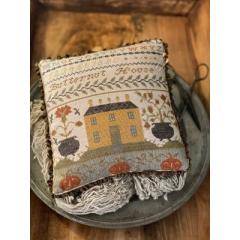 Stacy Nash Primitives - Butternut House Pinkeep