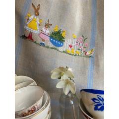 Lilli Violette - Storie Di Erbette, Conigli E Pulcini Gialli