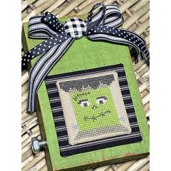 Stickvorlage Crafty Bluebonnet Designs - Frankenstein Spool