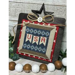 Stickvorlage Crafty Bluebonnet Designs - USA Banner Spool