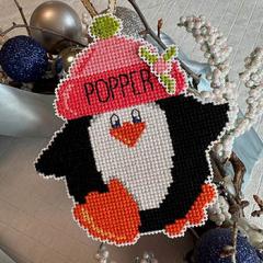 Popper Penguin - Luhu Stitches (Stickvorlage)