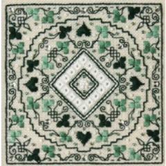 Twisting Shamrocks (w/emb) - The Sweetheart Tree (Stickvorlage)