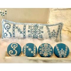 Snow Buttons & Pillow - Running With Needles & Scissors (Stickvorlage)
