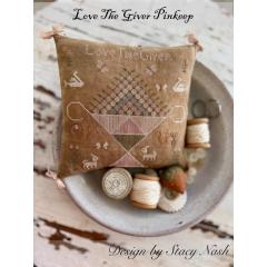 Stacy Nash Primitives - Love The Giver Pinkeep