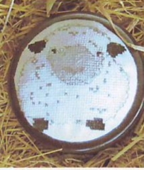 Stickpackung Oehlenschläger - Nadelkissen Schaf Ø 10 cm