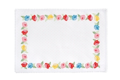 Deckchen Kranz mit Rosen - Stickpackung vorgezeichnet