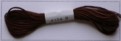 Soie d'Alger Au Ver A Soie Seidenstickgarn Farbe 4124 braun