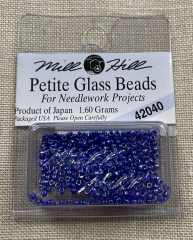 Mill Hill Seed-Petite Beads 42040 Periwinkle Ø 1,5 mm