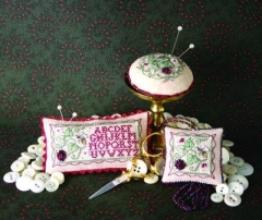 Stickvorlage The Sweetheart Tree - Blackberries & Bees Trio Needlework Accessories