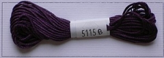 Soie d'Alger Au Ver A Soie Seidenstickgarn Farbe 5115 rot violett / lila