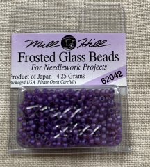 Mill Hill Seed-Frosted Beads 62042 Royal Purple Ø 2,2 mm