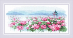Riolis - Stickbild Lotus Field Pagoda on the Water