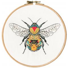 Bothy Threads - Pollen Embroidery - Bee Ø 17,5 cm