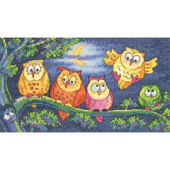 Heritage Crafts - A Hoot of Owls 20x11 cm