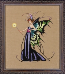 Stickvorlage Mirabilia Designs - August Peridot Fairy