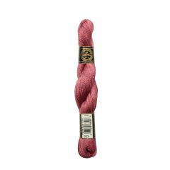 DMC Perlgarn Stärke 5 - 112,5 m Strang - 223 muschelrosa hell (Ausverkauf)