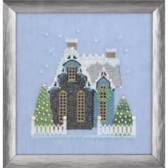 Stickvorlage Nora Corbett - Little Snowy Blue Cottage (Snow Globe Village Series)