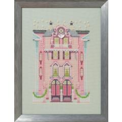 Stickvorlage Nora Corbett - The Pink Edwardian House (Holiday Village)