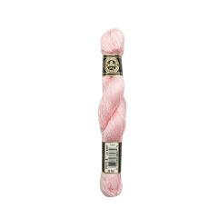 DMC Perlgarn Stärke 5 - 112,5 m Strang - 818 babyrosa (Ausverkauf)