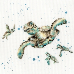 Bothy Threads Hannah Dale - Swimming School