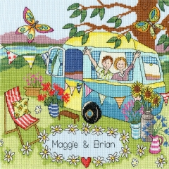Bothy Threads Julia Rigby - Our Caravan
