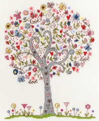 Bothy Threads - Love Tree 24 x 30 cm